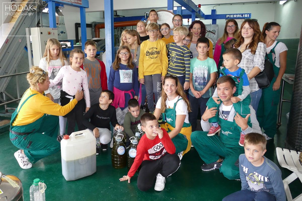 Banjolski osnovnoškolci posjetili uljaru Matić