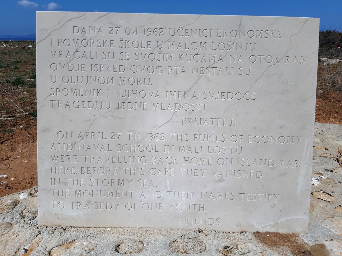 Prošlo je 59 godina od velike pomorske tragedije kod otočića Trstenika