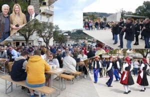 Uskrsni doručak na Trgu sv. Kristofora okupio velik broj Rabljana i gostiju otoka Raba