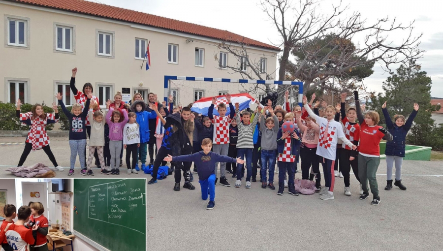 Učenici PŠ Barbat na školskom igralištu odigrali utakmicu Hrvatska – Argentina