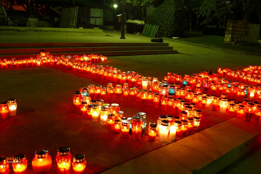 Paljenje svijeća uoči Dana sjećanja na žrtve Domovinskog rata i Dana sjećanja na žrtvu Vukovara i Škabrnje