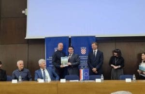 Gradu Rabu dodijeljena sredstva za sanaciju dijela partera šetališta fra Odorika Badurine