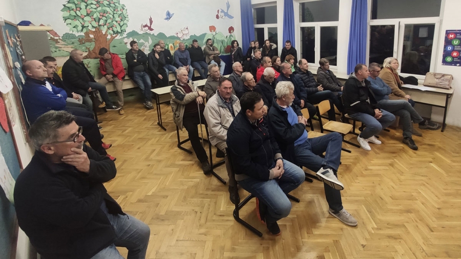 Održan zajednički zbor građana Gornje i Donje Supetarske Drage – Malin i dalje trn u oku Dražana