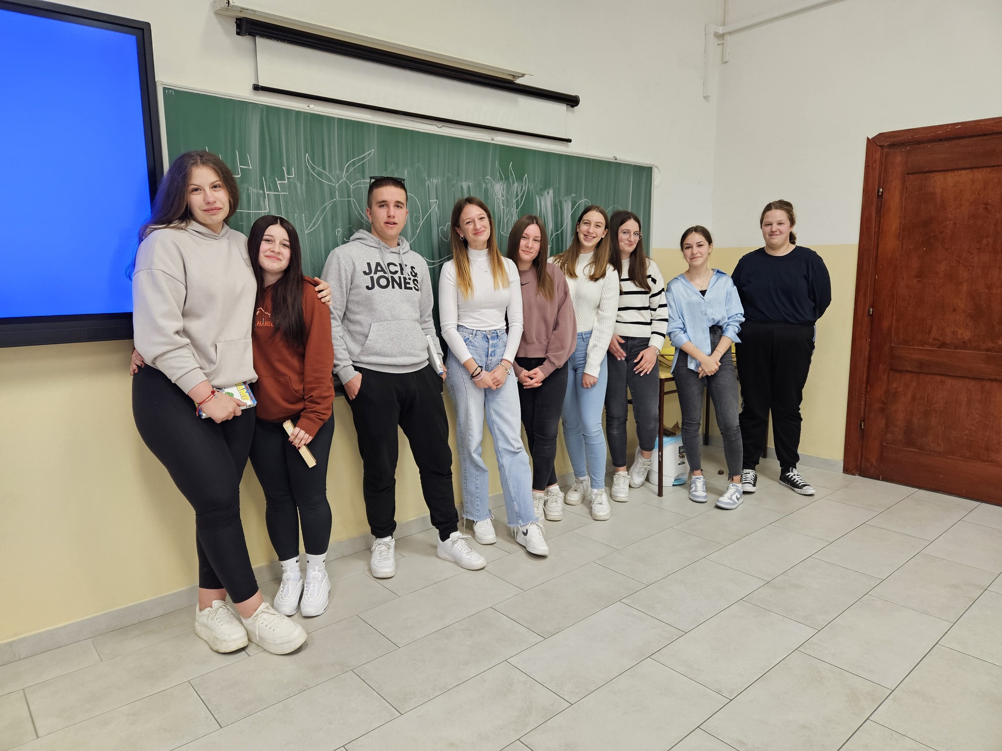 Nagradnim kvizom o broju π (Pi), rapski srednjoškolci obilježili Međunarodni dan matematike