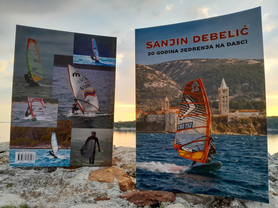 Sanjin Debelić nedavno je objavio prvu monografiju o jedrenju na dasci izdanu u Hrvatskoj. Jeste li je već čitali? Sanjin Debelić nedavno je objavio prvu monografiju o jedrenju na dasci izdanu u Hrvatskoj. Jeste li je već čitali?