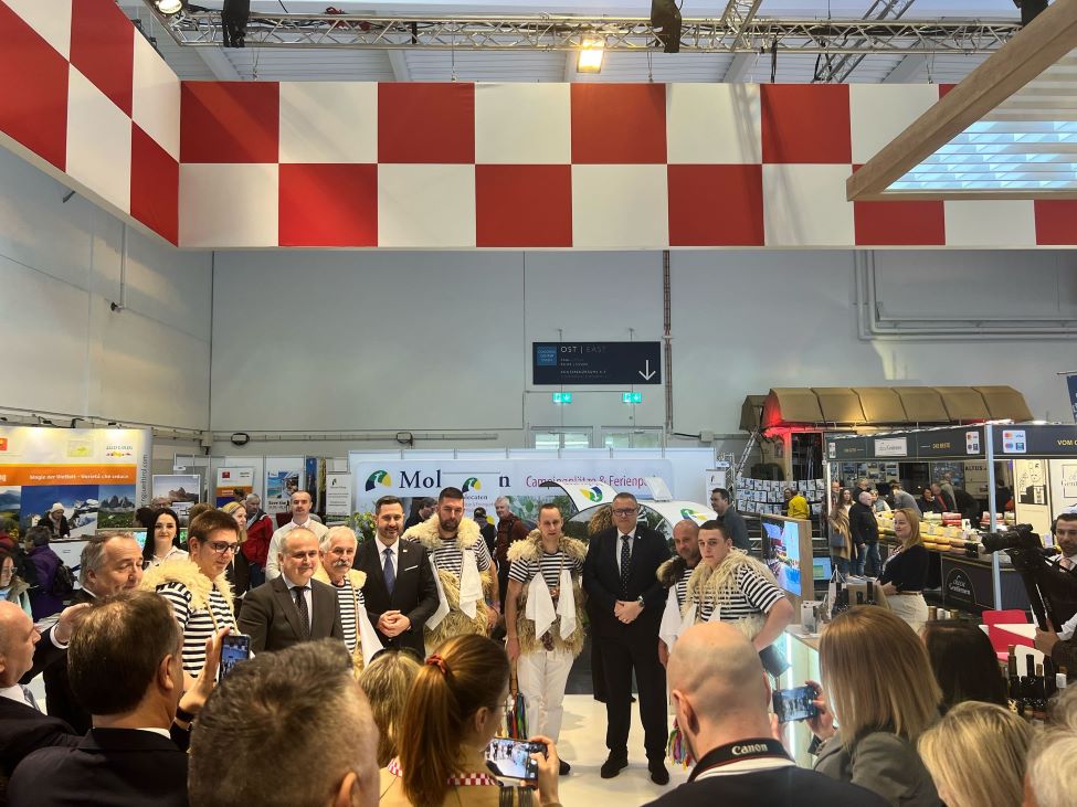 Otok Rab predstavlja svoje adute na velikom turističkom sajmu u Essenu Otok Rab predstavlja svoje adute na velikom turističkom sajmu u Essenu