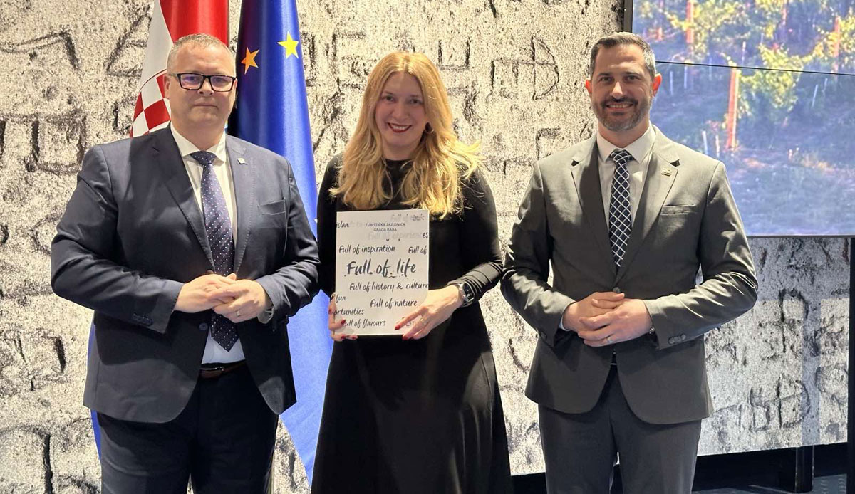 Turističkim zajednicama s otoka Raba dodijeljeno 65.000 eura za zajedničke projekte Turističkim zajednicama s otoka Raba dodijeljeno 65.000 eura za zajedničke projekte