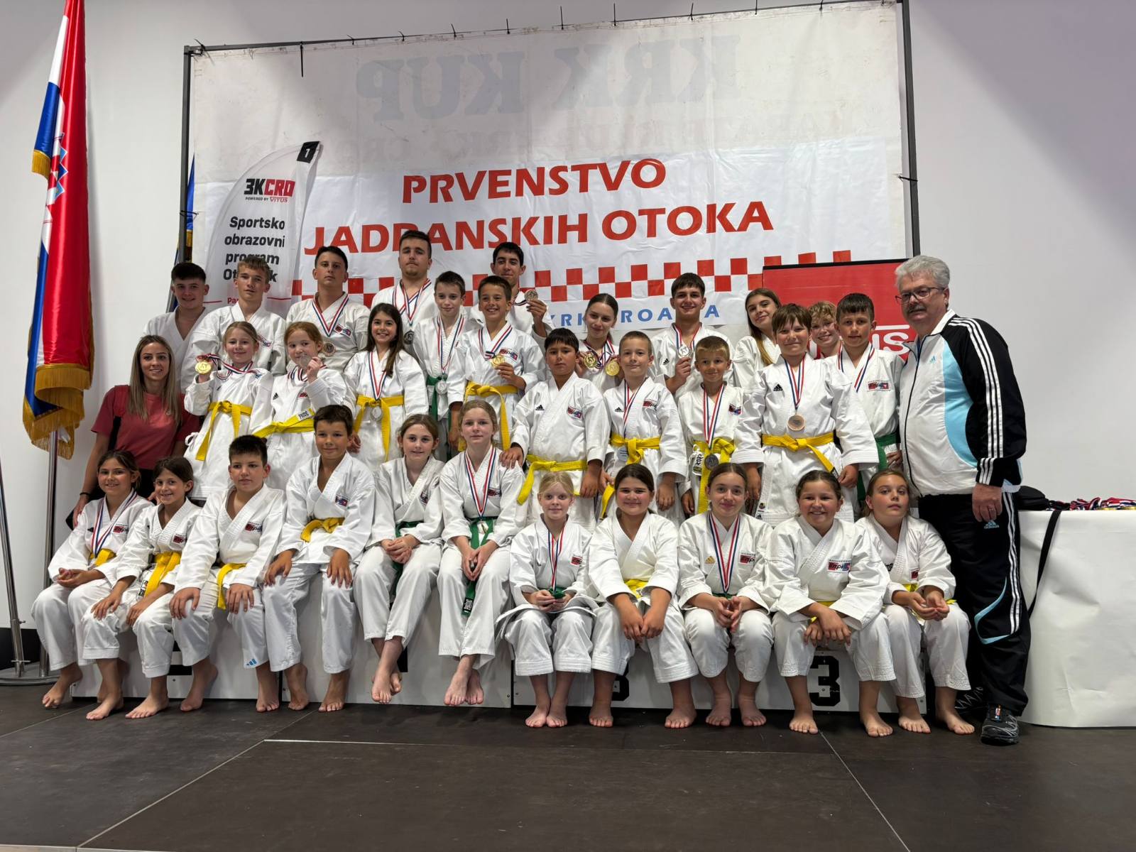 Berba medalja za KK Rab-Enpi na Prvenstvu jadranskih otoka u Omišlju Berba medalja za KK Rab-Enpi na Prvenstvu jadranskih otoka u Omišlju