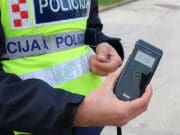 Policija u Loparu zaustavila 46-godišnjeg vozača s 2,37 promila alkohola