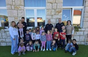 Vrtićarci obilježili Svjetski dan pješačenja, Dan policije i Dan kruha uz podršku roditelja i zajednice