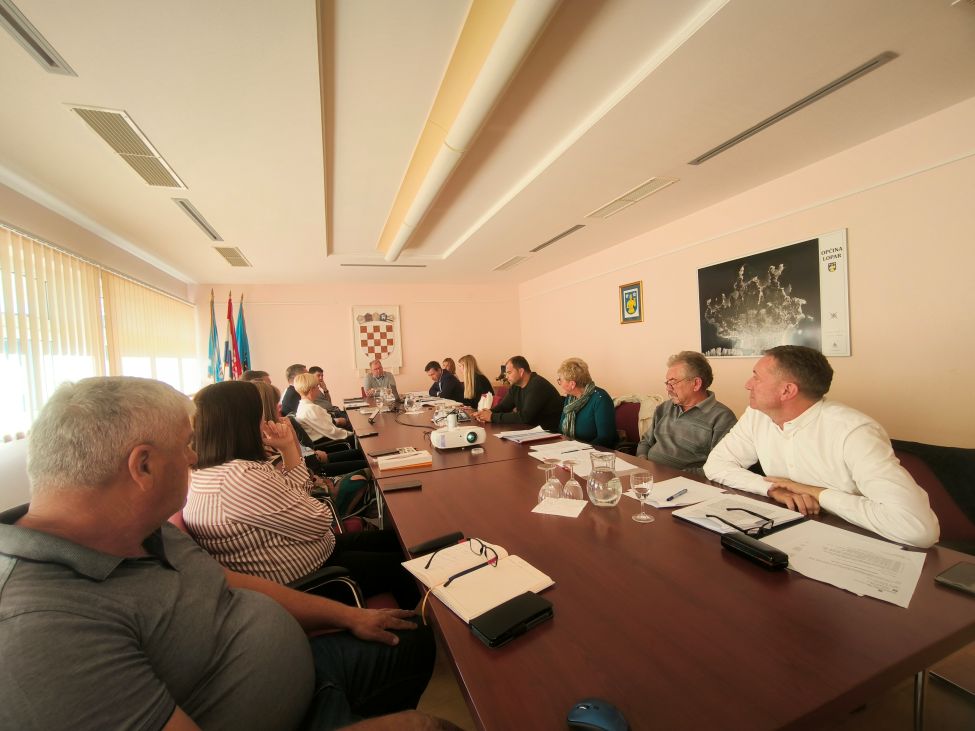 Održana 3. sjednica OV-a Općine Lopar. Sve točke usvojene, sadržajan aktualni sat