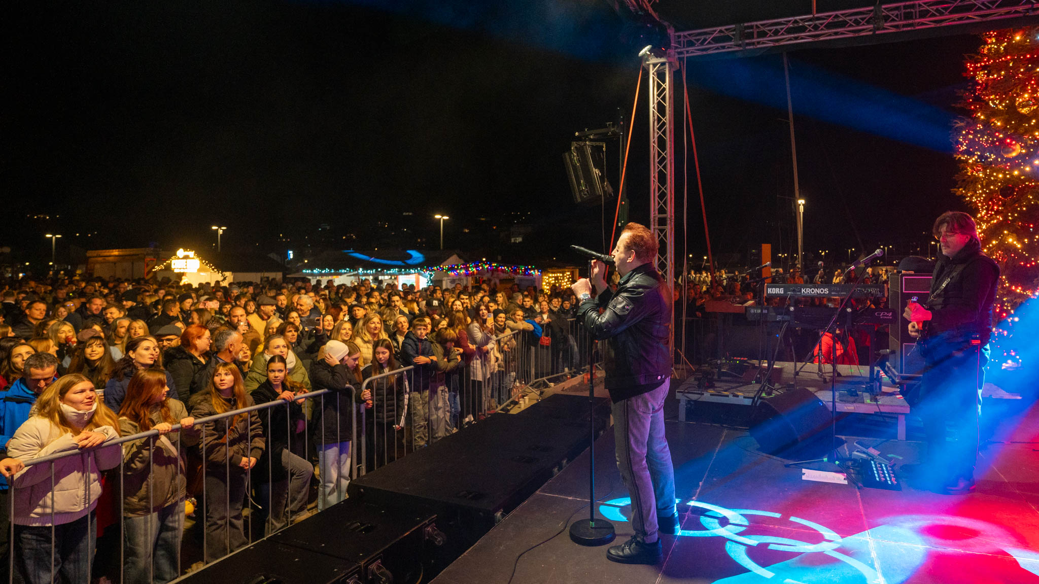 Otvoren Najljepši otočni advent! Pogledajte kako je bilo na popularnim “Prljavcima”