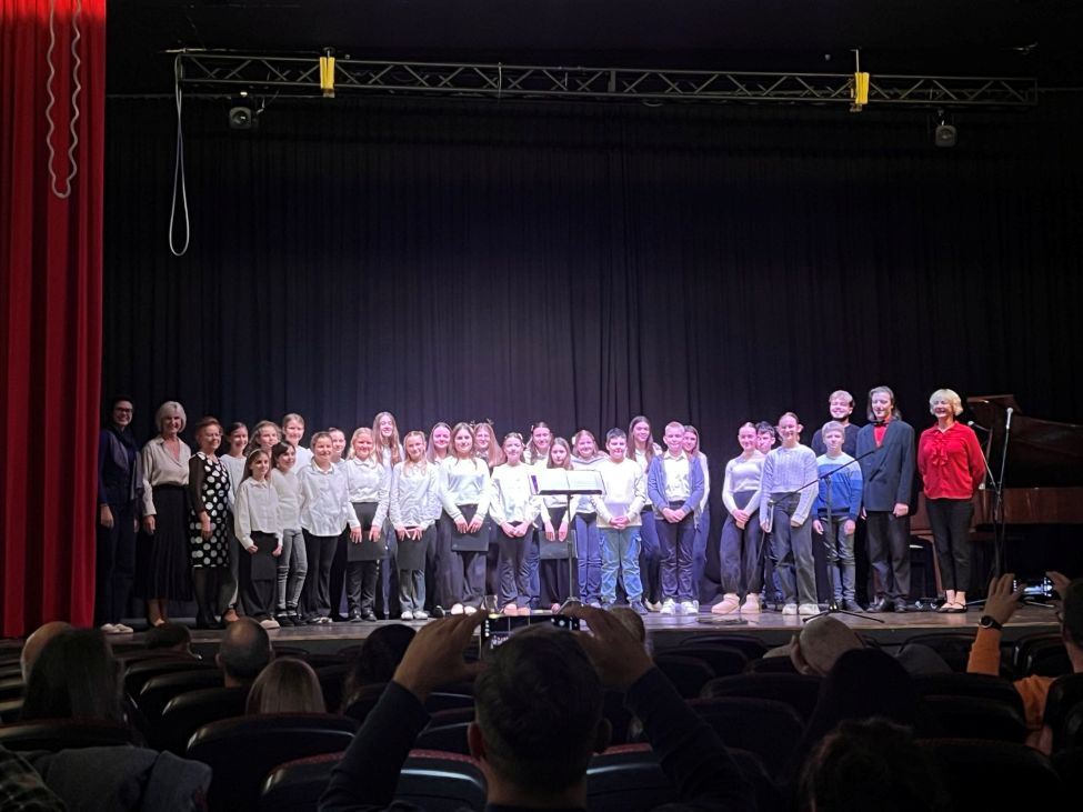 Božićni koncert učenika Glazbene škole Ivana Matetića Ronjgova održan u Rabu