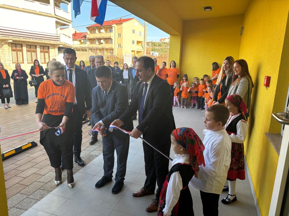 U Loparu svečano otvoren novi dječji vrtić “Maškarić” uz dolazak ministra Butkovića
