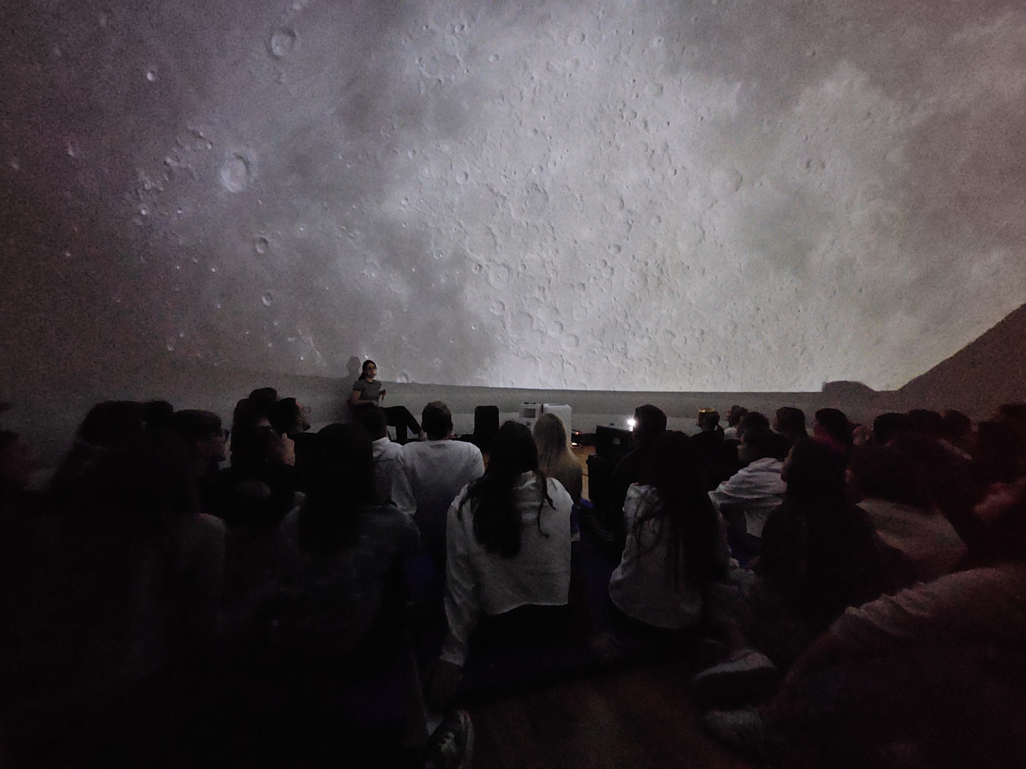 Rapski gimnazijalci i osnovnoškolci zavirili u dubine Svemira