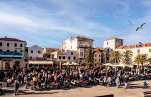 Pogledajte što sve donosi tradicionalni program za Badnjak