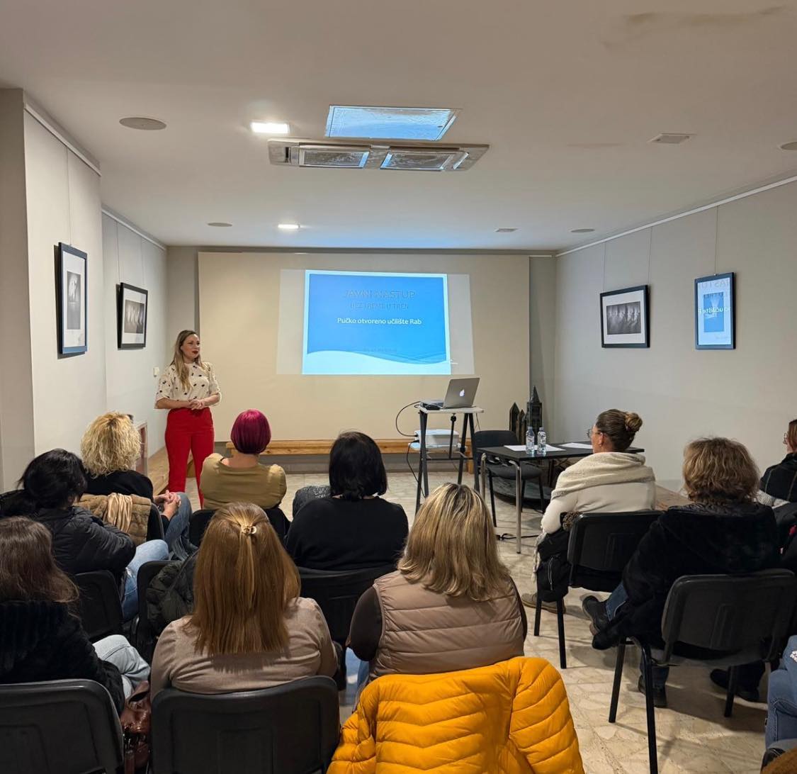 Kako savladati tremu i nastupati sigurnije: održana edukacija Marije Kolb o javnom nastupu