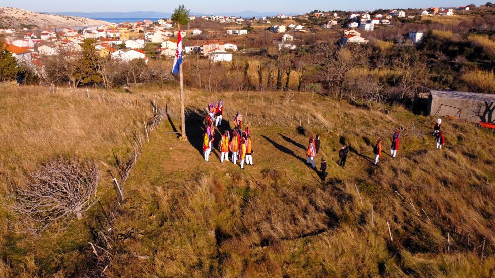 Mesopusna događanja u Loparu: veljača u znaku tradicije