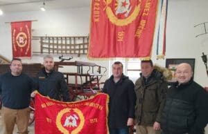 Loparski vatrogasci obogatili postav Muzeja hrvatskog vatrogastva povijesnom zastavom