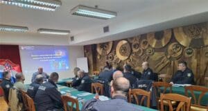 Rapski policajci sudjelovali na stručnom osposobljavanju u Rijeci