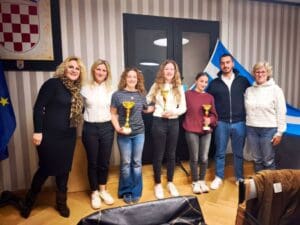 Kajak klub “Rab 83” održao godišnju skupštinu i nagradio najuspješnije natjecateljice