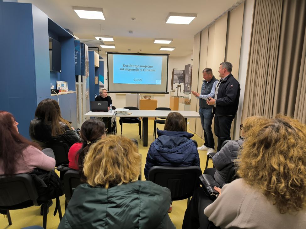 Umjetna inteligencija u loparskom iznajmljivanju – održana radionica za iznajmljivače