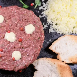 Tatar biftek za dvije osobe (200g)
