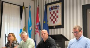 Grad Rab održao konferenciju: Fokus na razvojne projekte, komunalni sustav i turizam