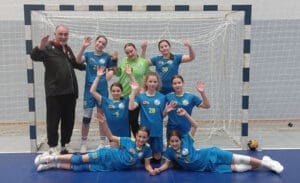 Rapske rukometašice s dvije pobjede u Umagu učvrstile drugo mjesto u HRL U12