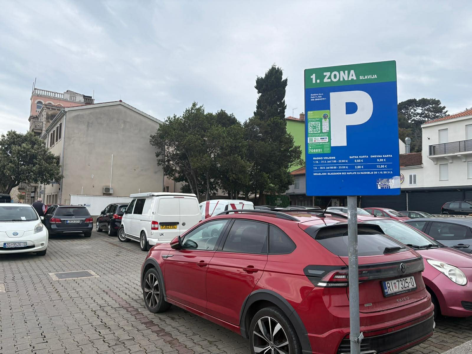 Parking slavija