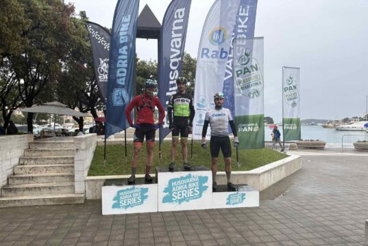 Blato, kiša i nevjerojatna izdržljivost: Uspješno održan Rab 2026. MTB Maraton!