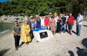 Kandarola dobila spomen-ploču u čast 90 godina naturističke tradicije