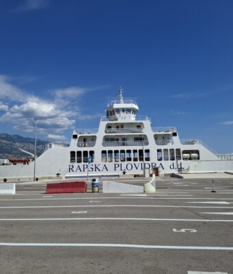 M/T Četiri zvonika