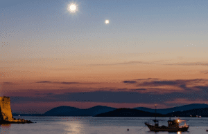 Večeras ne propustite astronomski spektakl: Gdje na Rabu uhvatiti najljepši pogled na susret Venere i Jupitera?