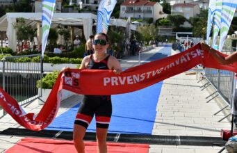 Rapski triatlonci uspješno branili boje otoka na 18. Rab triatlonu (GALERIJA)
