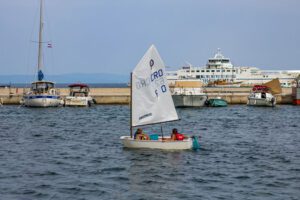 Ljeto u Loparu ispunjeno morskim avanturama – prijavite djecu na Školu sportova na moru!