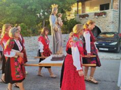 Barbat ponovno u znaku Karmenice: Tradicionalna pučka fešta donosi opušteno ljetno druženje