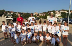 Uspješno završen tečaj HCK GDCK Rab: Otok bogatiji za 28 novih malih plivača!