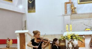 Violina i kontrabas u završnici ciklusa „Stars of the Next Generation“ u Loparu