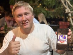 Najbolji svjetski rukometni golman ponosno pozirao s grbom MRK Arba Rab