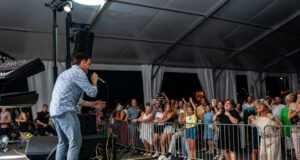 FOTO | Mala Gospa okupila Loparane i goste, večer zaokružio Jole