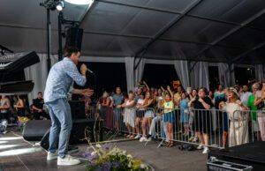 FOTO | Mala Gospa okupila Loparane i goste, večer zaokružio Jole
