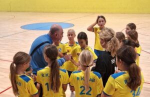 Dvije uvjerljive pobjede rapskih rukometašica U12 u Rijeci